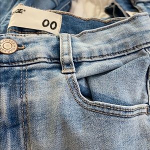 Garage high rise light wash skinny jean.